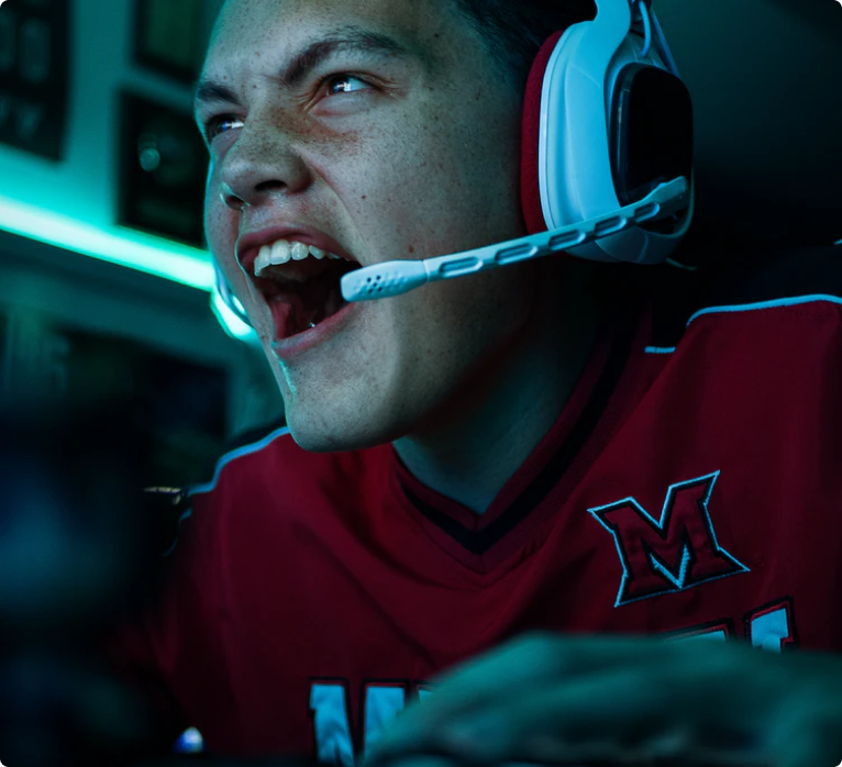 League of Legends Big Competition Image